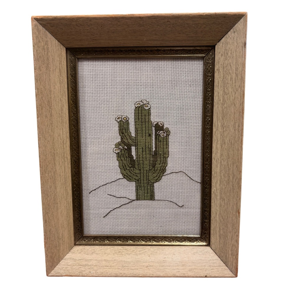 Vintage Handcrafted Saguaro Cactus Cross Stitch Framed Desert Wall Art 9x6.5 - Picture 4 of 6